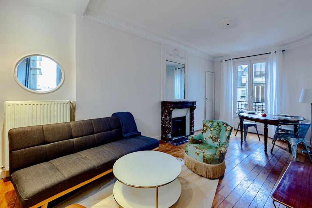 Charmant Appartement Au Coeur De Παρίσι Εξωτερικό φωτογραφία